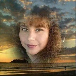 Meet your Posher, Ella